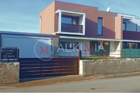 Villa Plaino 415k panoramica