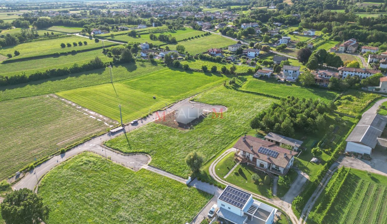 Fagagna terreno edificabile 65.000 euro vista