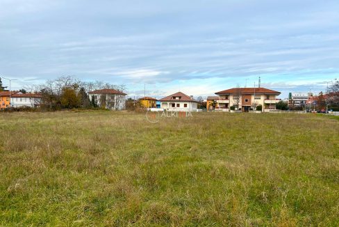 Udine sud terreno edificabile residenziale