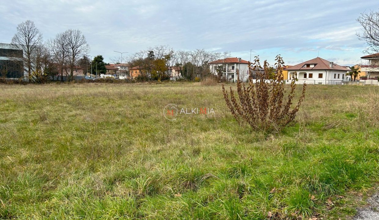 Udine sud terreno edificabile residenziale 6