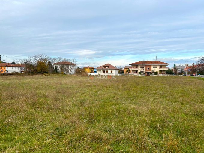 Udine sud terreno edificabile residenziale