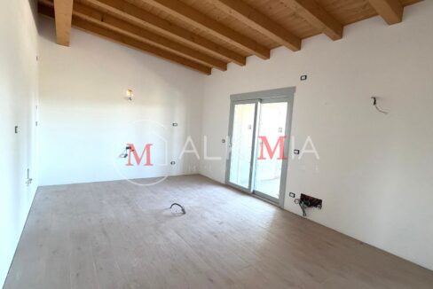 Tricamere Pradamano soggiorno