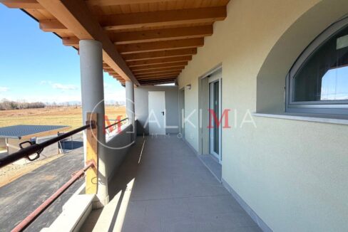 Tricamere Pradamano terrazza orizzontale