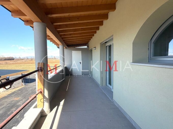 Tricamere Pradamano terrazza orizzontale