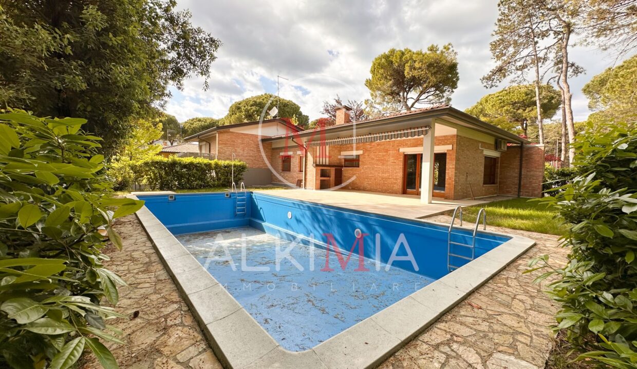 Lignano villa con piscina 4