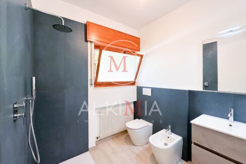 Lignano villa con piscina bagno