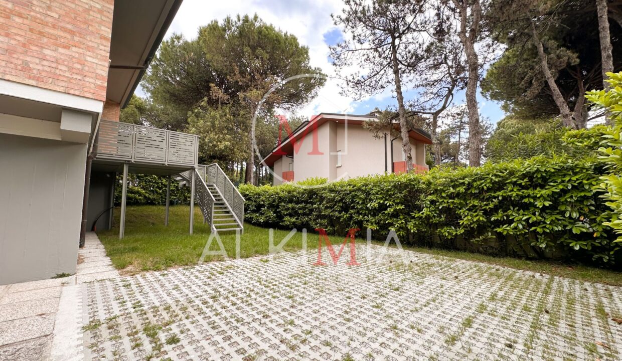 Lignano villetta giardino