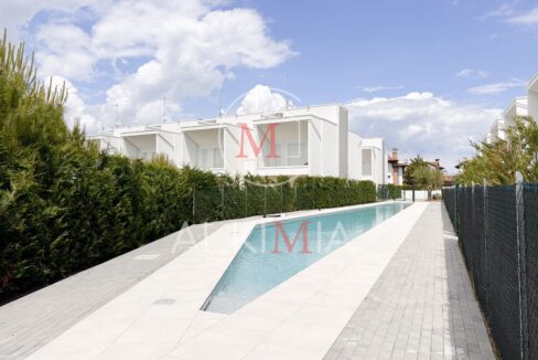 Lignano villa con piscina comune 2