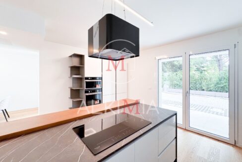 Lignano villa con piscina comune cucina 4