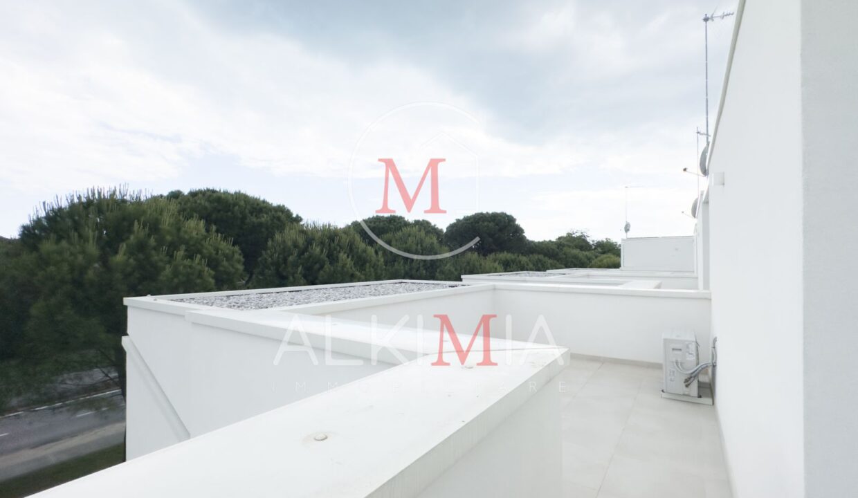 Lignano villa con piscina comune solarium 2