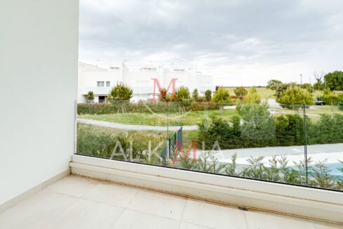 Lignano villa con piscina comune vista 2