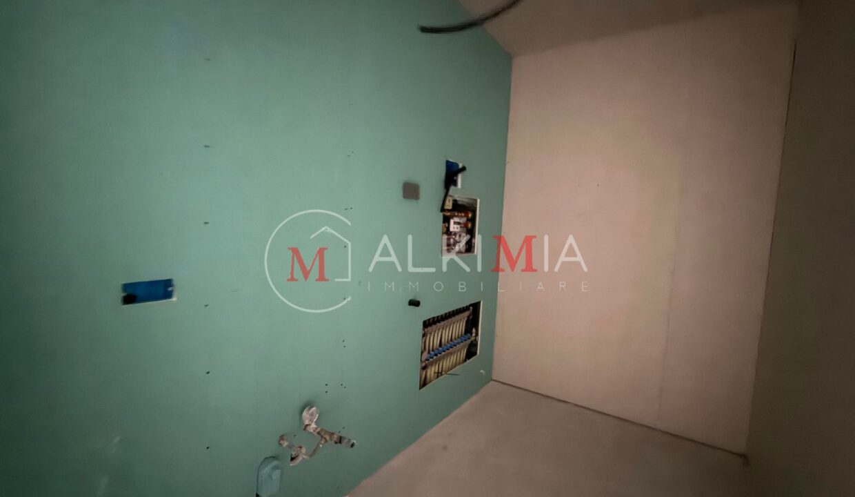 Tricamere primo piano Udine via Quarto bagno 2