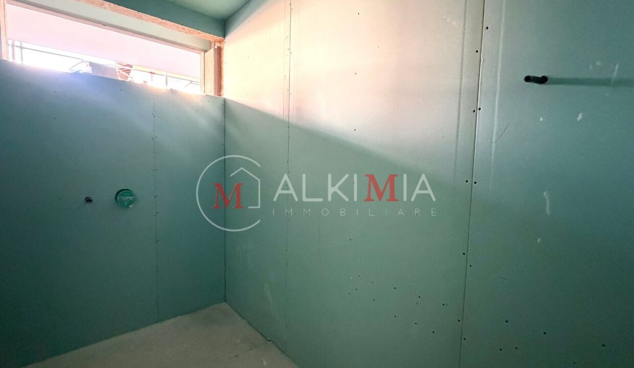 Tricamere primo piano Udine via Quarto bagno 4