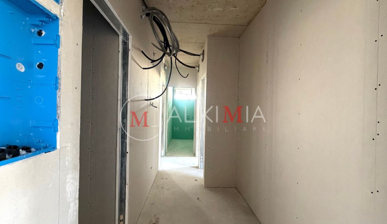 Tricamere primo piano Udine via Quarto disimpegno