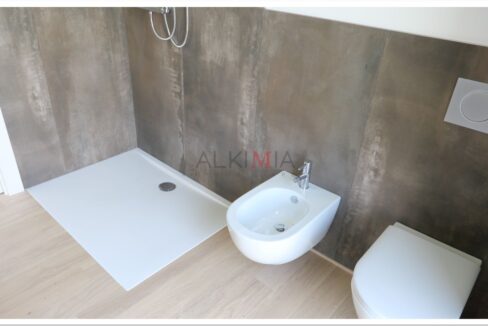 Tricamere Reana del Rojale bagno 4