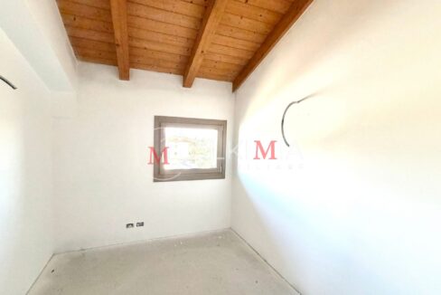 Bicamere Reana camera