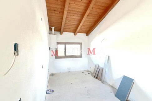 Bicamere Reana ripostiglio