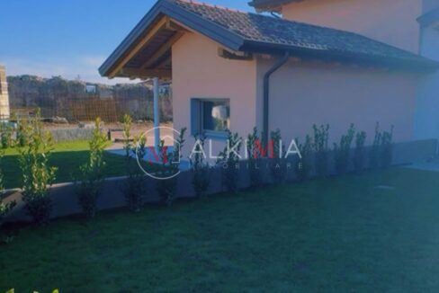 Reana villetta di testa con taverna esterno 2