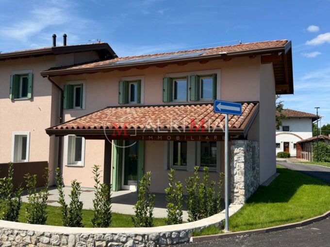 Villetta bicamere con giardino Reana A2 esterno 2