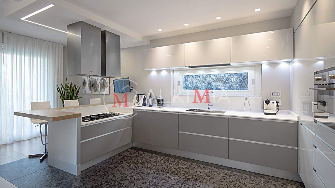 Villa Martignacco unico piano cucina