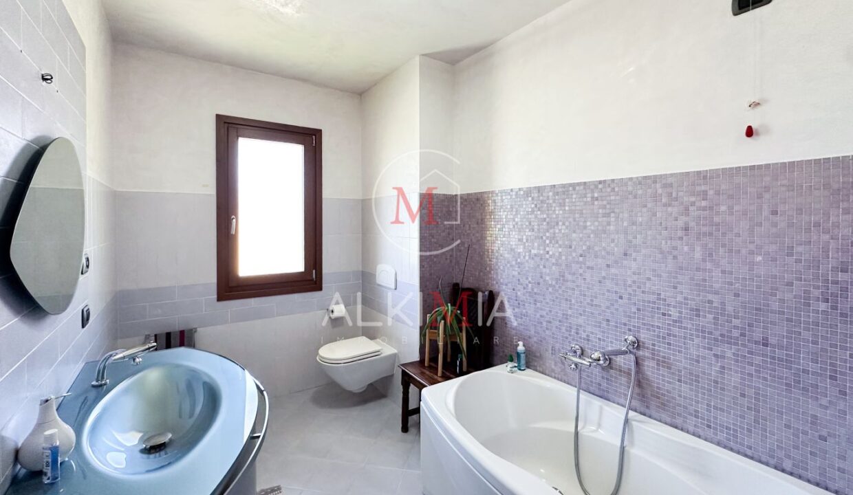 Bicamere Cividale Sanguarzo bagno 2