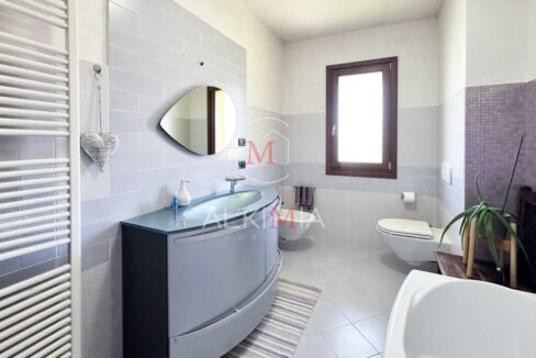 Bicamere Cividale Sanguarzo bagno 4