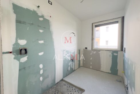 Udine nord bicamere con giardino bagno 2