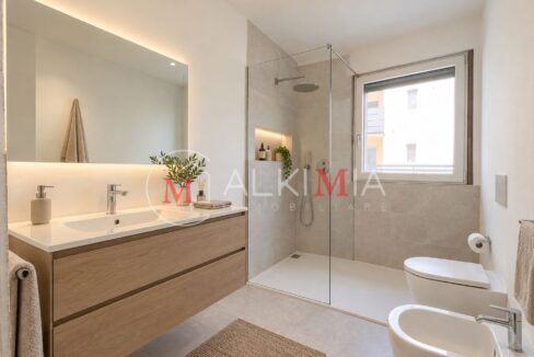 Udine nord bicamere con giardino render bagno 2